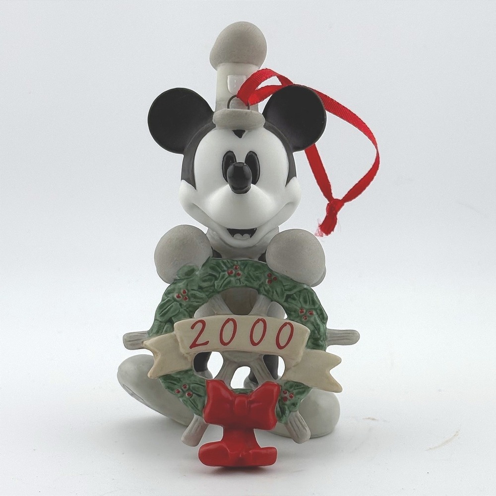 Disney Steamboat Willie Mickey Mouse 2000 Christmas Ornament Wreath NO BOX